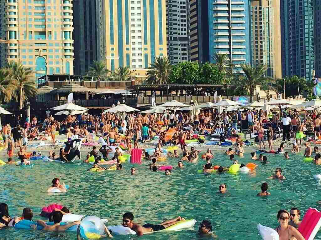 Barasti Dubai: A Fusion of Relaxation and Excitement