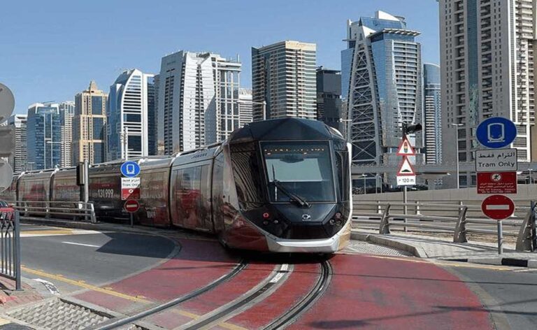 Dubai Tram