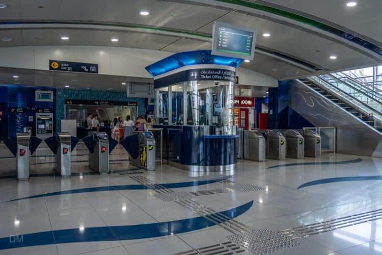 Al Jadaf Metro Station
