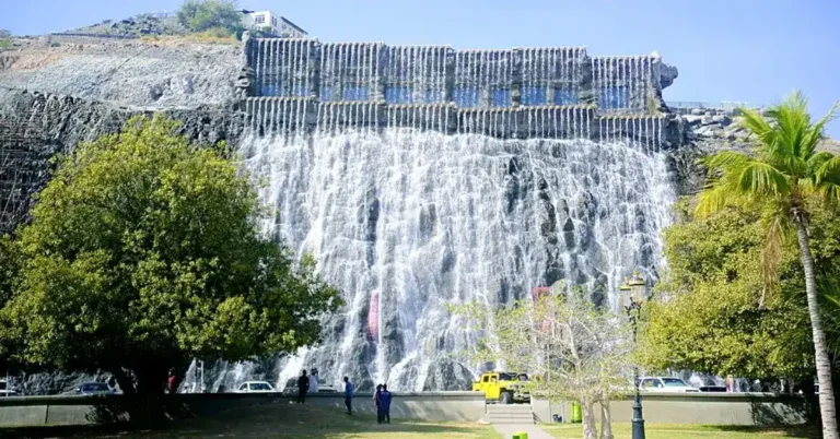 Khorfakkan Waterfall