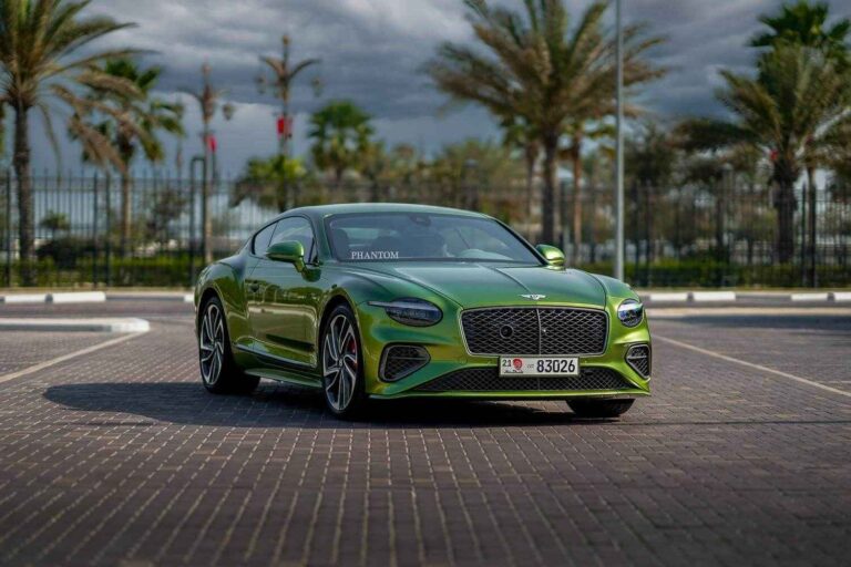 The Benefits of Renting a Sports Car in UAE