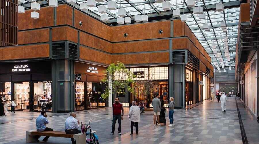 City Walk – Urban, Open-Air, and Style-Driveny