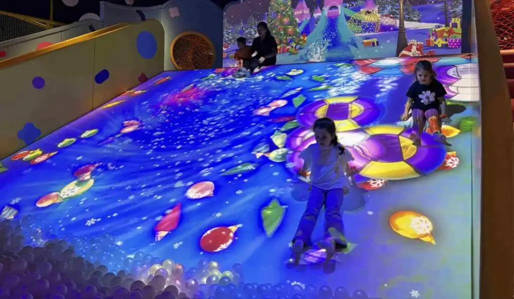 Hello Park – Dubai Festival City Mall