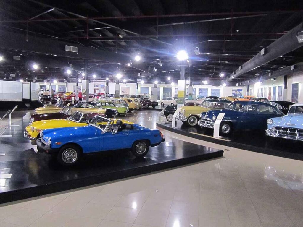Sharjah Classic Cars Museum | Step-by-Step Visitor Experience