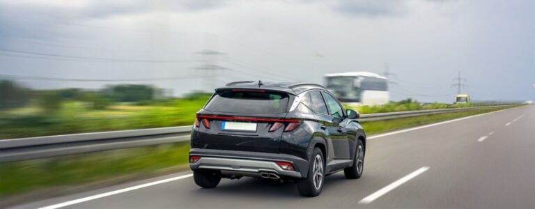 How Monthly Car Hire Simplifies Transportation During Home Relocations