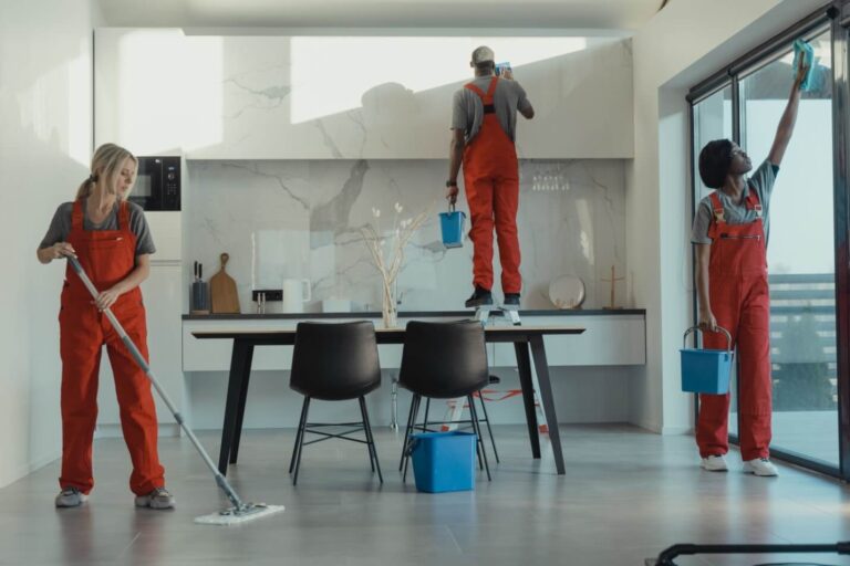 Why Are More Dubai Residents Choosing Professional House Cleaning Services