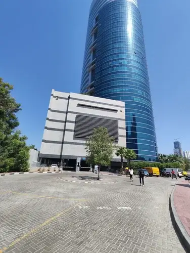 Al Ameri Tower or Al Amir Building?